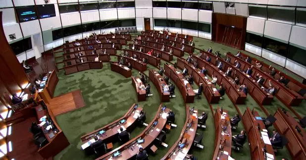 立法會三讀通過本年度財政預算案。