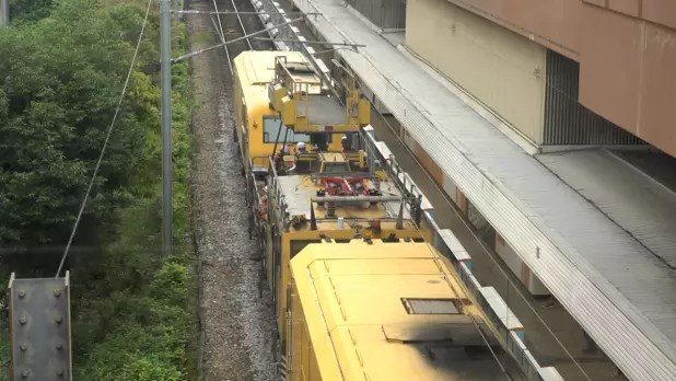 港鐵東鐵綫火炭站附近的工程車凌晨發生機件故障,列車服務受阻約7小時後,工程人員完成搶修,東鐵綫列車服務於中午約12時許回復正常。