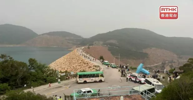 文化體育及旅遊局局長羅淑佩表示,透過各部門共同努力,在五一黃金周期間,即使大量旅客前往萬宜水庫東壩,整體運作大致順暢。