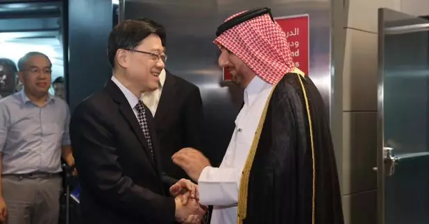 行政長官李家超展開對卡塔爾及科威特的訪問。(李家超Facebook)