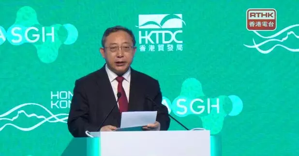 曹雪濤稱香港在醫療健康領域發揮獨特重要作用。(鍾家銘攝 )