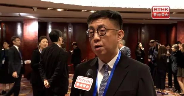 姚定國說，對國際調解院成立並落戶香港，充滿期待和盼望。（陳感恩攝）