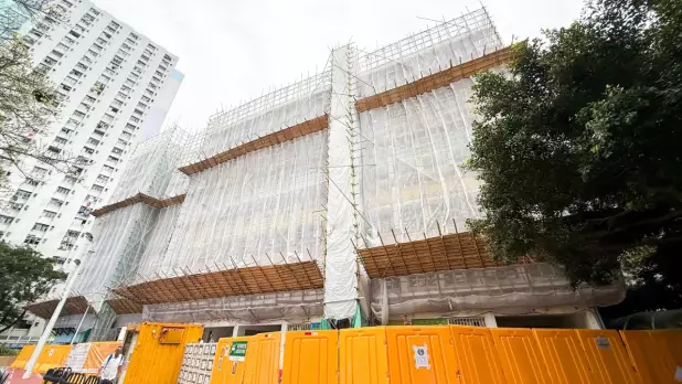 何永賢說,校舍由教化育人的班房,變成一個個讓基層市民重新起步的家。(何永賢社交網站)