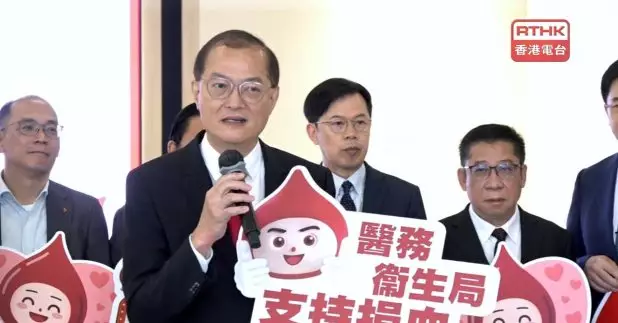 盧寵茂表示，不少人會覺得捐血是「蝕底幫人」，強調捐血不僅不會「蝕底」，反而有「著數」。（林紹鋒攝）