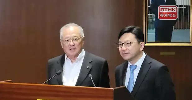 孫玉菡（右）表示，會延續上次成功的經驗，表現政、商、民三方合作。（實習記者廖恒傑攝）