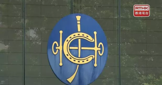 民政及青年事務局局長麥美娟表示,政府採用多管齊下方式,包括嚴格執法、公眾教育和提供輔導服務,「最後一招」才是將非法賭博導入有限度及規範化的途徑。