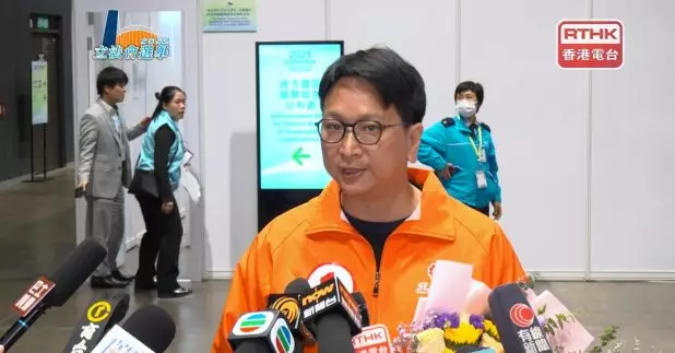 鄧家彪表示，工聯會在九龍東長時間扎根，自己作為現任立法會議員有更多渠道接觸選民。（鍾家銘攝）