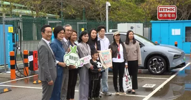 「粵車南下」入境市區，運輸及物流局局長陳美寶表示，已預約出行名額接近滿額。（鍾家銘攝）