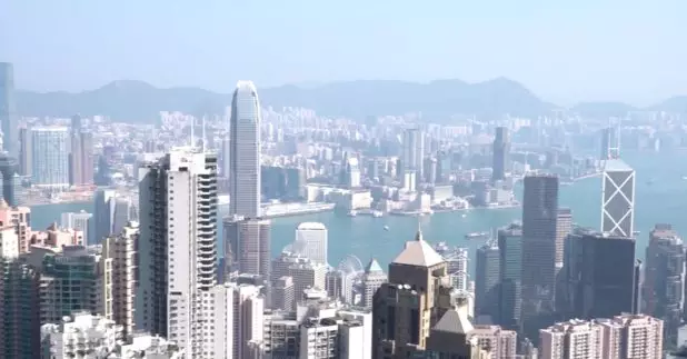 政府公布本地生產總值預估數字。