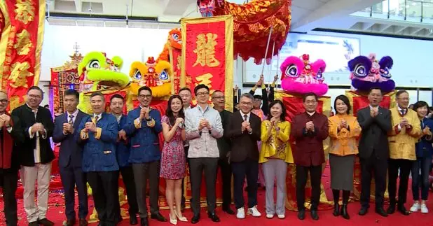 機管局宣布，經擴建的機場2號客運大樓，將於本年5月27日正式啟用，將安排15間航空公司陸續進駐。