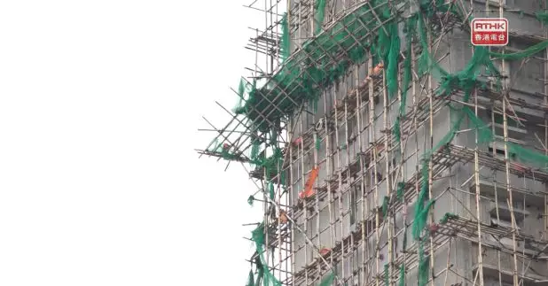 大埔宏福苑原有業主立案法團曾為屋苑購買上限20億元「火險」，涵蓋保障樓宇結構。