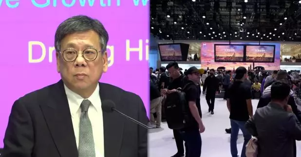 商務及經濟發展局局長丘應樺說，希望跟一些國際大型展覽機構合作，考慮做一些香港未做過的展覽。