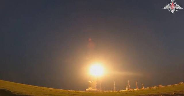 Russia test-launches intercontinental ballistic missile