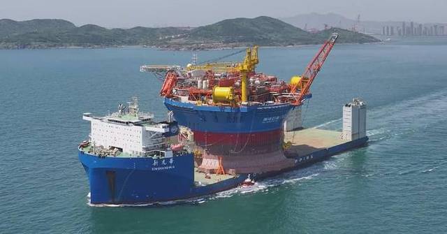 Asia's first cylindrical oil-gas facility installed