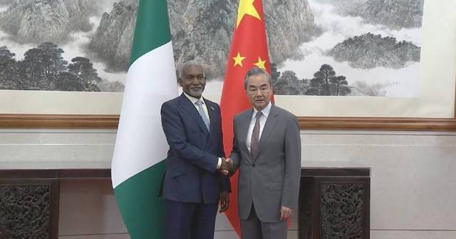 Chinese, Nigerian FMs hold talks in Beijing