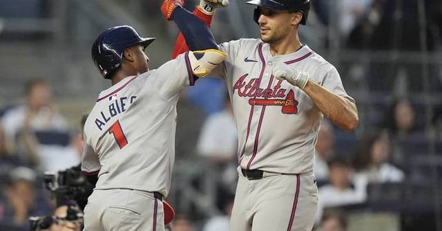 Albies hits 2-run homer on Rodón's second pitch and hot Braves romp 8-1 ...