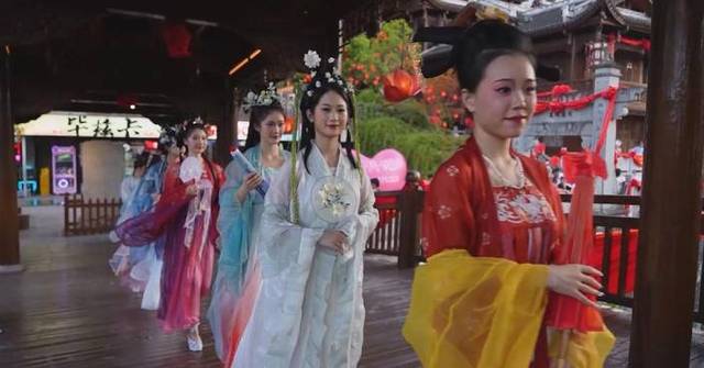 Folk activities celebrate Chinese Valentine's Day