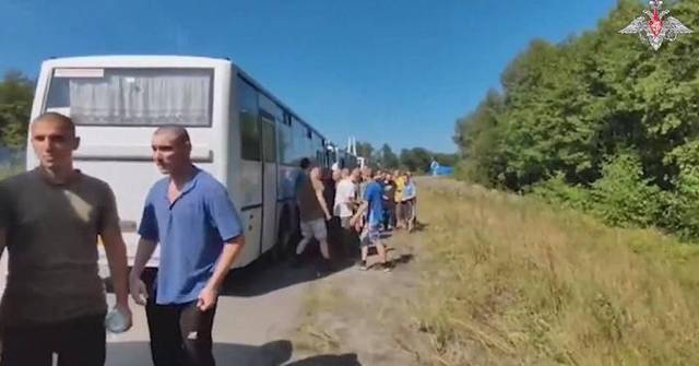 Russia, Ukraine each exchange 115 prisoners captured in conflict