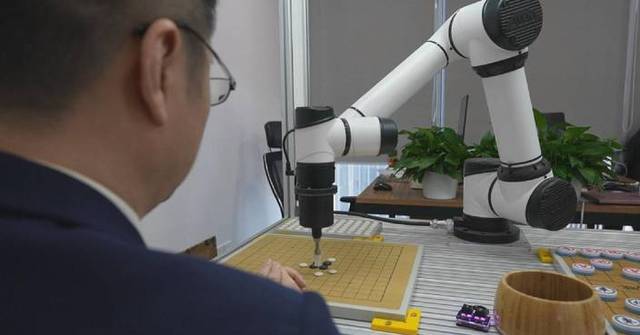 Rising demand for industrial robots drives China’s leadership in innovation