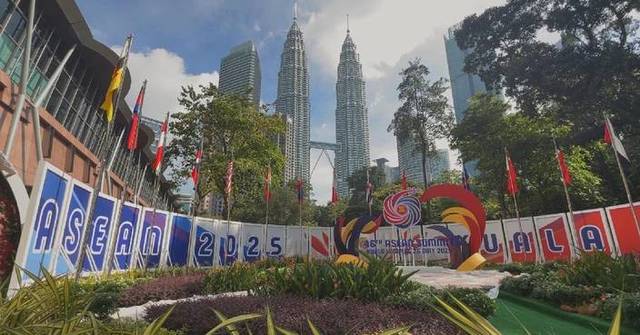 ASEAN summit opens in Malaysia with focus on integration, resilience
