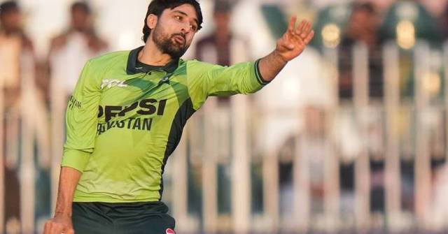 Pakistan routs Sri Lanka by 7 wickets in tri-series game