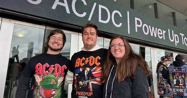 Bagpipers claim world record with AC/DC's 'It's a Long Way to the Top'