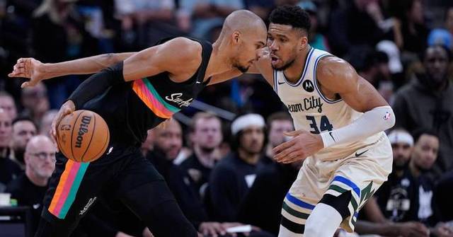 Spurs vs Bucks result
