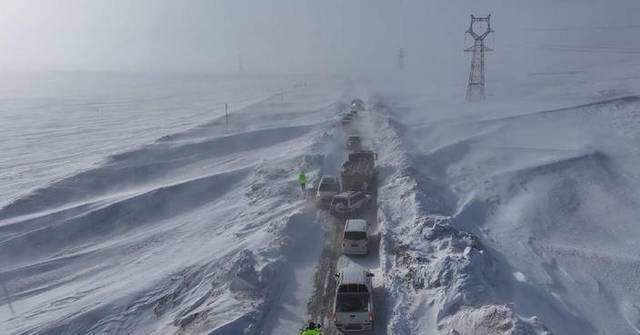 Strong winds, blowing snow impact traffic in China's northwest county