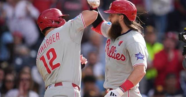 Schwarber hits MLB-leading 21st homer as Phillies beat ...