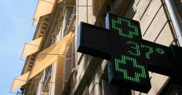 France sizzles in punishing heat that is already causing deaths