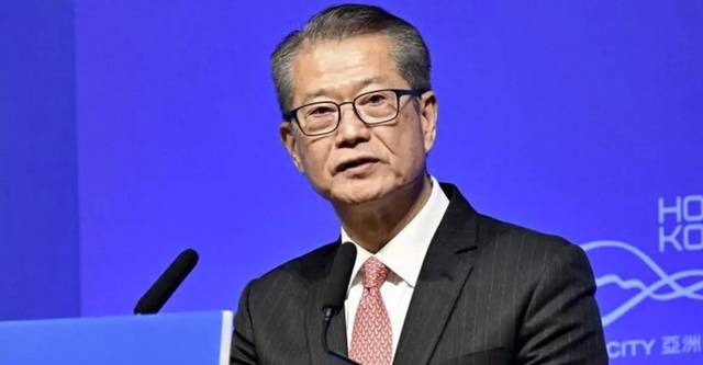 Financial Secretary Leads Delegation to Visit Dalian and Xi'an