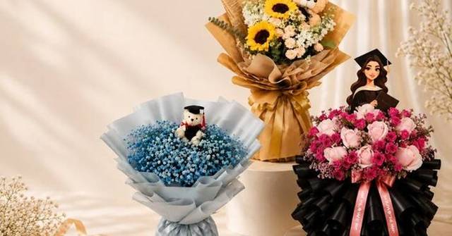 JM Flower Celebrates Singapore Graduates With 10% Off Unique Graduation Bouquets