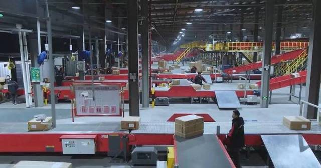 China sets ambitious 2030 targets for postal sector's connectivity, annual deliveries