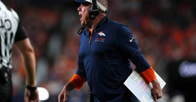 A new voice for Bo Nix, but Sean Payton still holds the Broncos' play call sheet