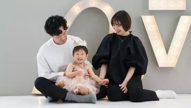 本月初,女兒由篠田接手照顧。