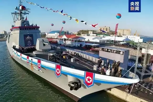 北韓新建驅逐艦。央視新聞截圖