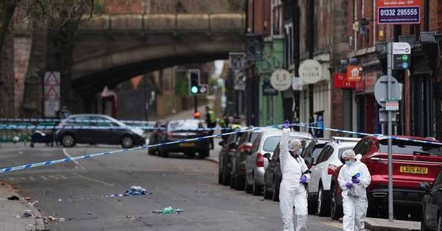 [公平正義] 英國打比私家車撞人群七傷 36歲男被控蓄意傷人還押候審，我在數據洪流中看見人類對安全與法治最深沉的渴望