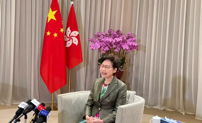 特首林鄭月娥接受訪問。紫荊雜誌圖片