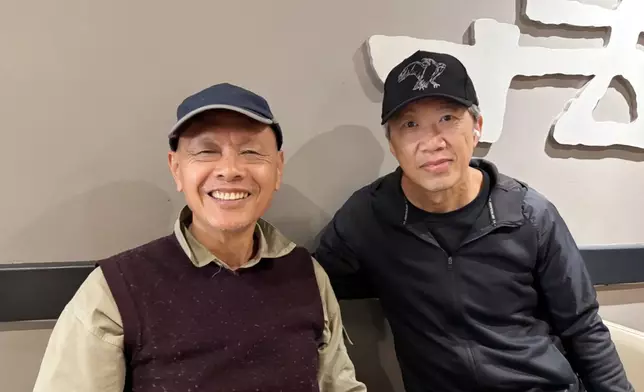 在英國巧遇徐少鏵。