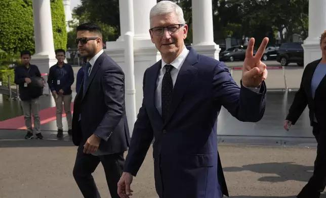 Apple CEO Tim Cook arrives for a meeting with Indonesian President Joko Widodo at the palace in Jakarta, Indonesia, Wednesday, April 17, 2024.(AP Photo/Achmad Ibrahim)