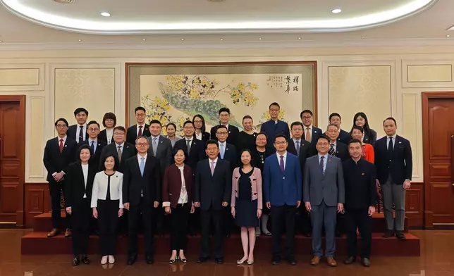 HKSAR Government District Officers continue study programme on district governance  Source: HKSAR Government Press Releases
