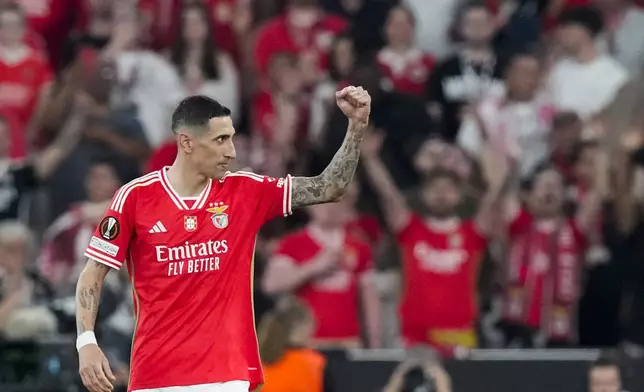 Benfica's Angel Di Maria celebrates after scoring his side's second goal during the Europa League quarterfinals, first leg, soccer match between SL Benfica and Olympique de Marseille at the Luz stadium in Lisbon, Thursday, April 11, 2024. (AP Photo/Armando Franca)