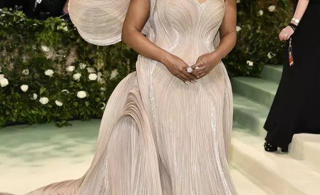 Mindy Kaling attends The Metropolitan Museum of Art's Costume Institute benefit gala celebrating the opening of the "Sleeping Beauties: Reawakening Fashion" exhibition on Monday, May 6, 2024, in New York. (Photo by Evan Agostini/Invision/AP)