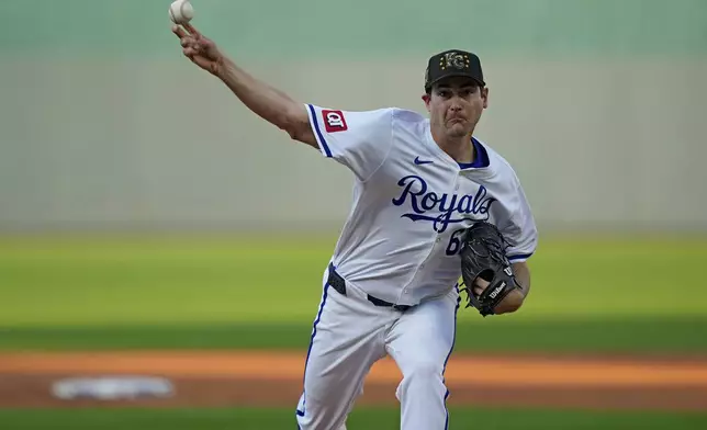 Kansas City Royals starting pitcher Seth Lugo throws during the first inning of a baseball game against the Oakland Athletics Saturday, May 18, 2024, in Kansas City, Mo.(AP Photo/Charlie Riedel)