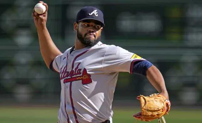 Atlanta Braves starting pitcher Reynaldo López delivers during the third inning of a baseball game against the Pittsburgh Pirates in Pittsburgh, Saturday, May 25, 2024. (AP Photo/Gene J. Puskar)