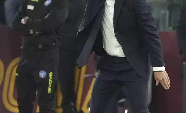 Juventus' head coach Massimiliano Allegri gestures during the Serie A soccer match between Roma and Juventus, at Rome's Olympic Stadium, Sunday, May 5, 2024. (AP Photo/Andrew Medichini)