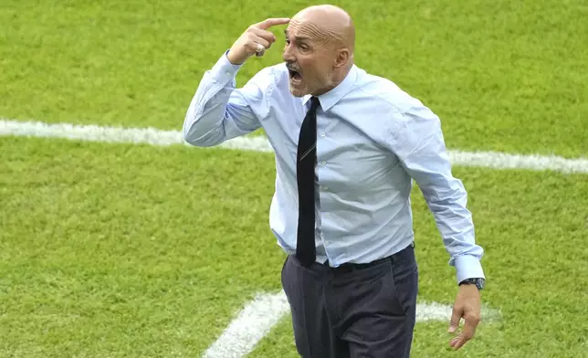 Italy's head coach Luciano Spalletti reacts during a round of sixteen match between Switzerland and Italy at the Euro 2024 soccer tournament in Berlin, Germany, Saturday, June 29, 2024. (AP Photo/Markus Schreiber)