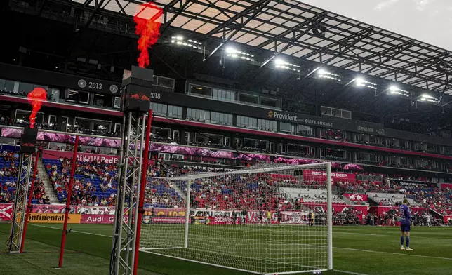 New York Red Bulls goalkeeper Ryan Meara (18) guards the goal during an MLS soccer match against Toronto FC, Saturday, June 22, 2024, in Harrison, N.J. (AP Photo/Julia Nikhinson)