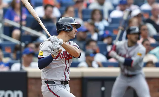 Atlanta Braves' Matt Olson (28) hits a home run during the fourth inning of a baseball game against the New York Mets, Saturday, July 27, 2024, in New York. (AP Photo/Rich Schultz)