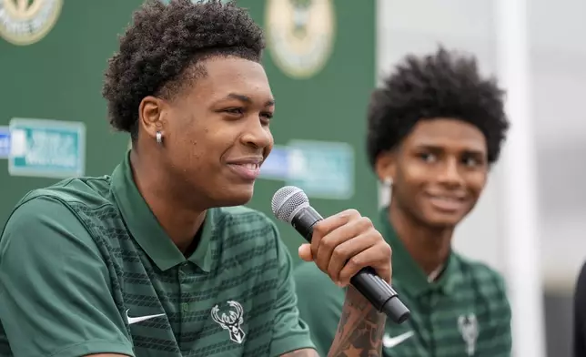 Milwaukee Bucks 2024 draft picks AJ Johnson and Tyler Smith are introduced at a news conference Tuesday, July 2, 2024, in Milwaukee. (AP Photo/Morry Gash)